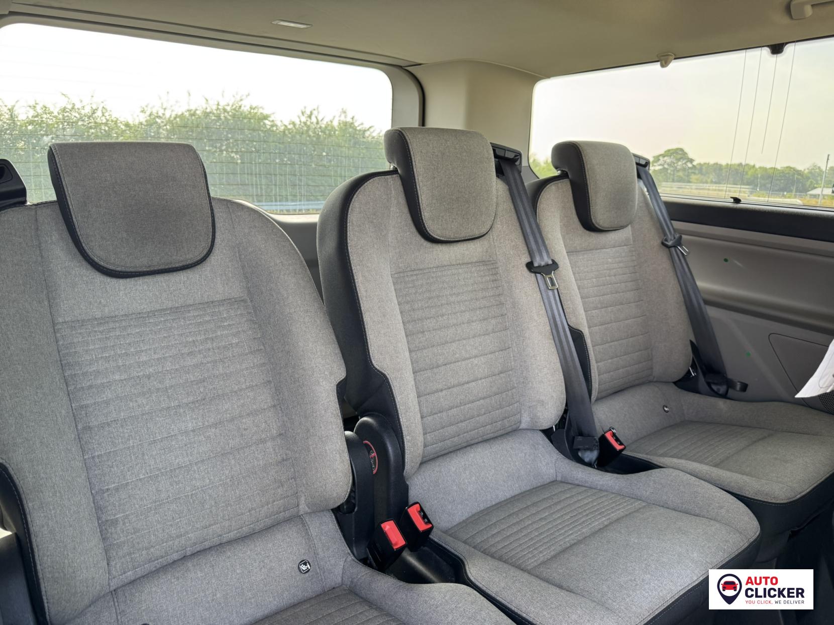 Ford Tourneo Custom 2.0 320 EcoBlue Titanium Minibus Double Cab 5dr Diesel Manual L2 Euro 6 (s/s) (130 ps)