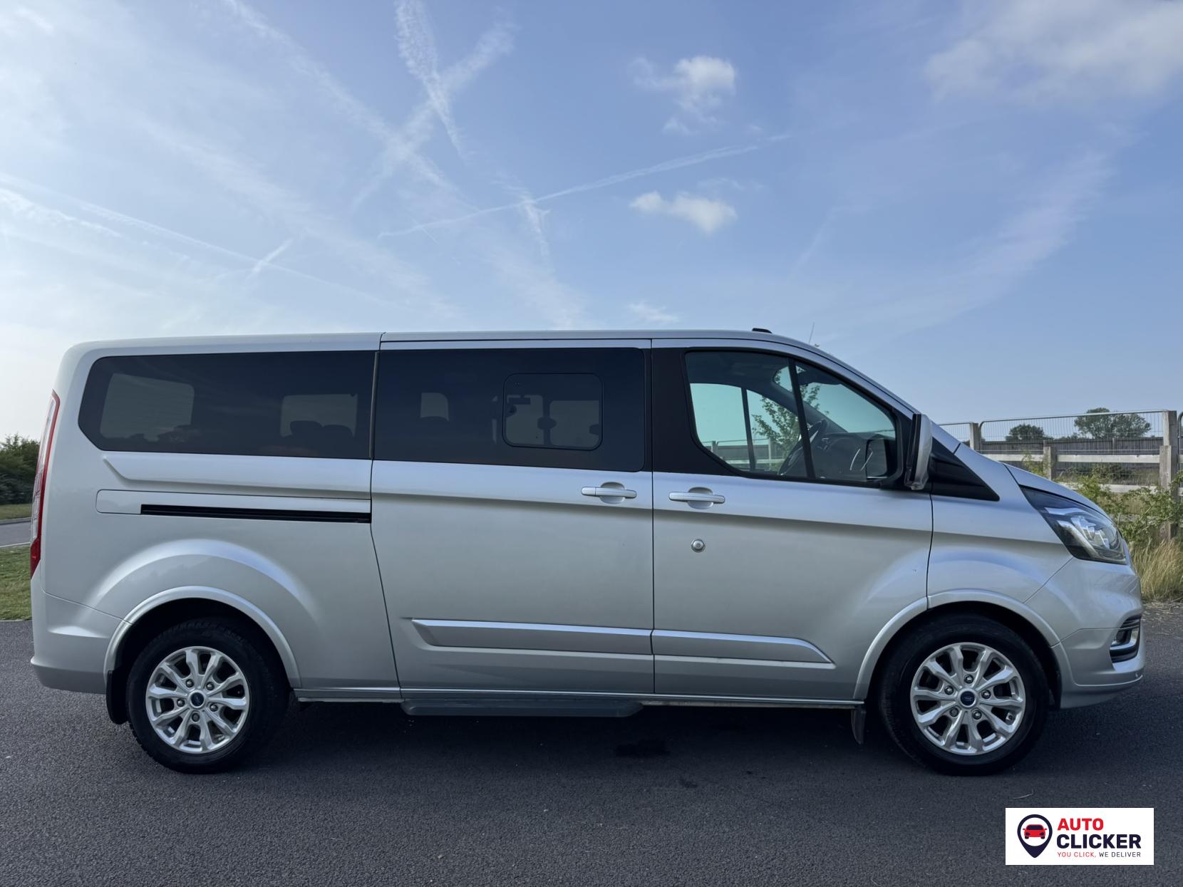 Ford Tourneo Custom 2.0 320 EcoBlue Titanium Minibus Double Cab 5dr Diesel Manual L2 Euro 6 (s/s) (130 ps)