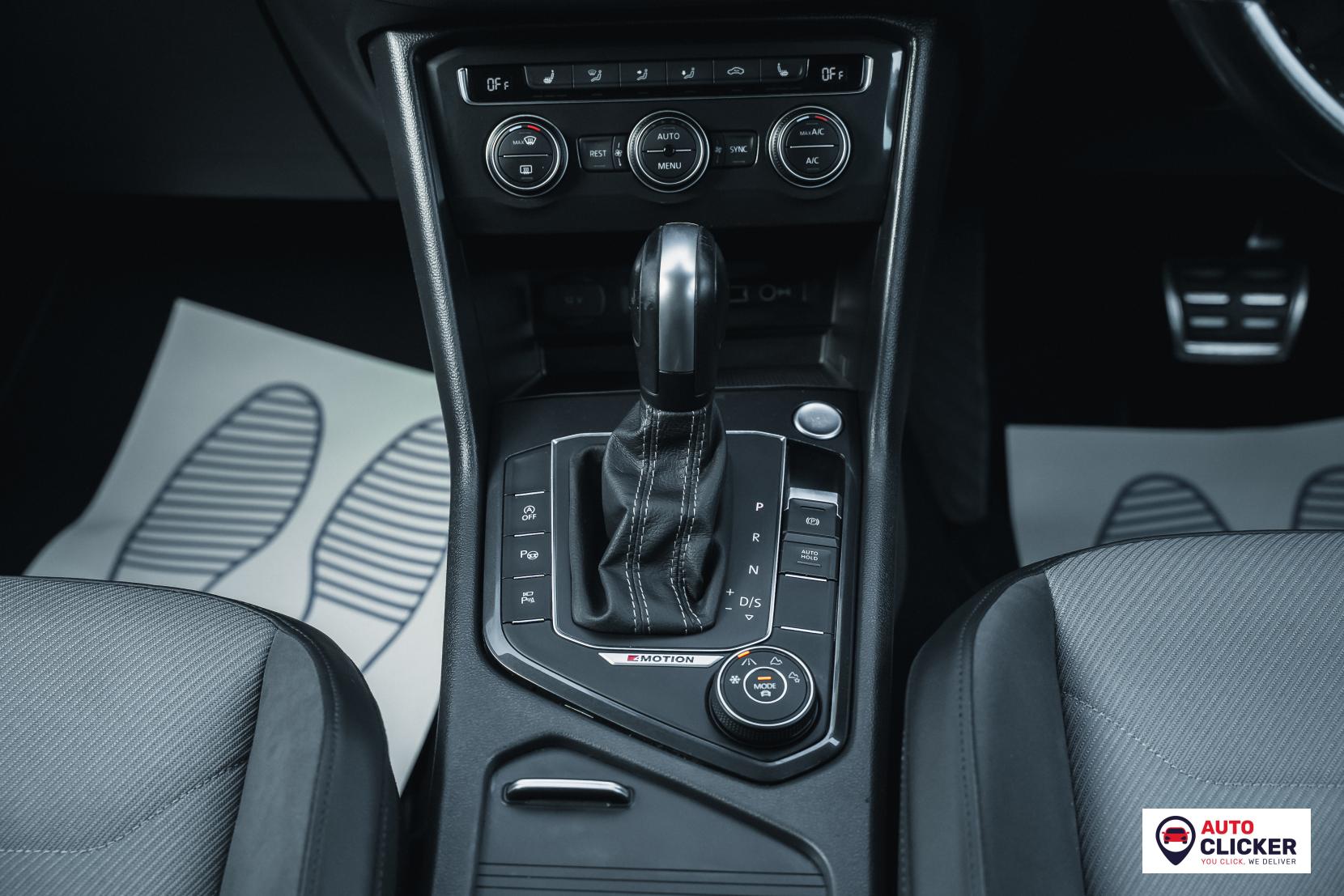 Volkswagen Tiguan 2.0 TSI R-Line Tech SUV 5dr Petrol DSG 4Motion Euro 6 (s/s) (190 ps)