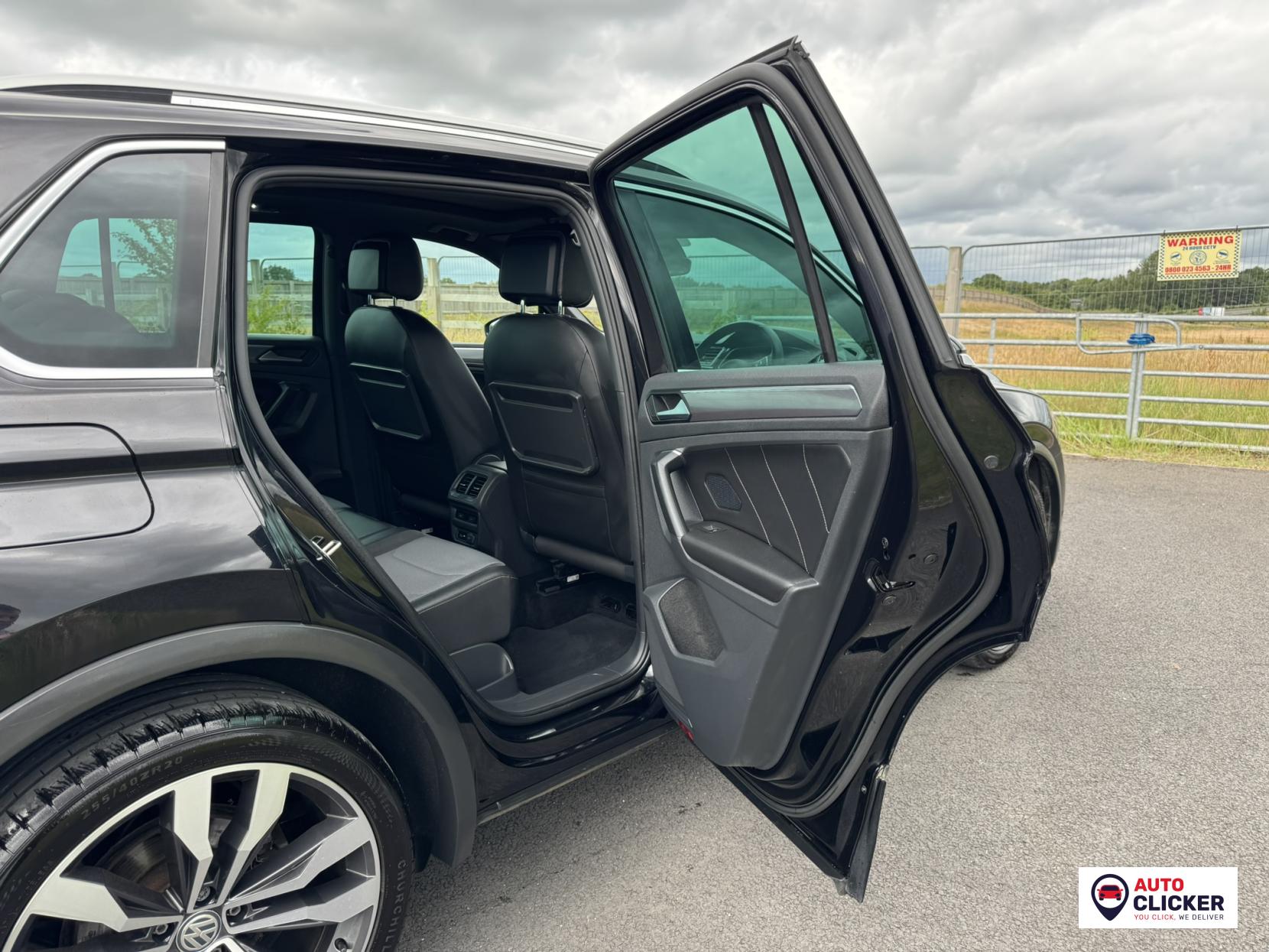 Volkswagen Tiguan 2.0 TSI R-Line Tech SUV 5dr Petrol DSG 4Motion Euro 6 (s/s) (190 ps)