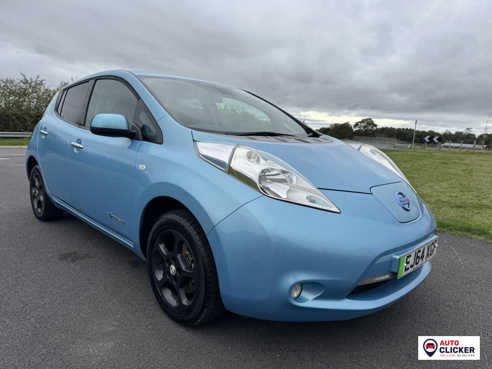 Nissan Leaf 24kWh Acenta Hatchback 5dr Electric Auto (107 bhp)