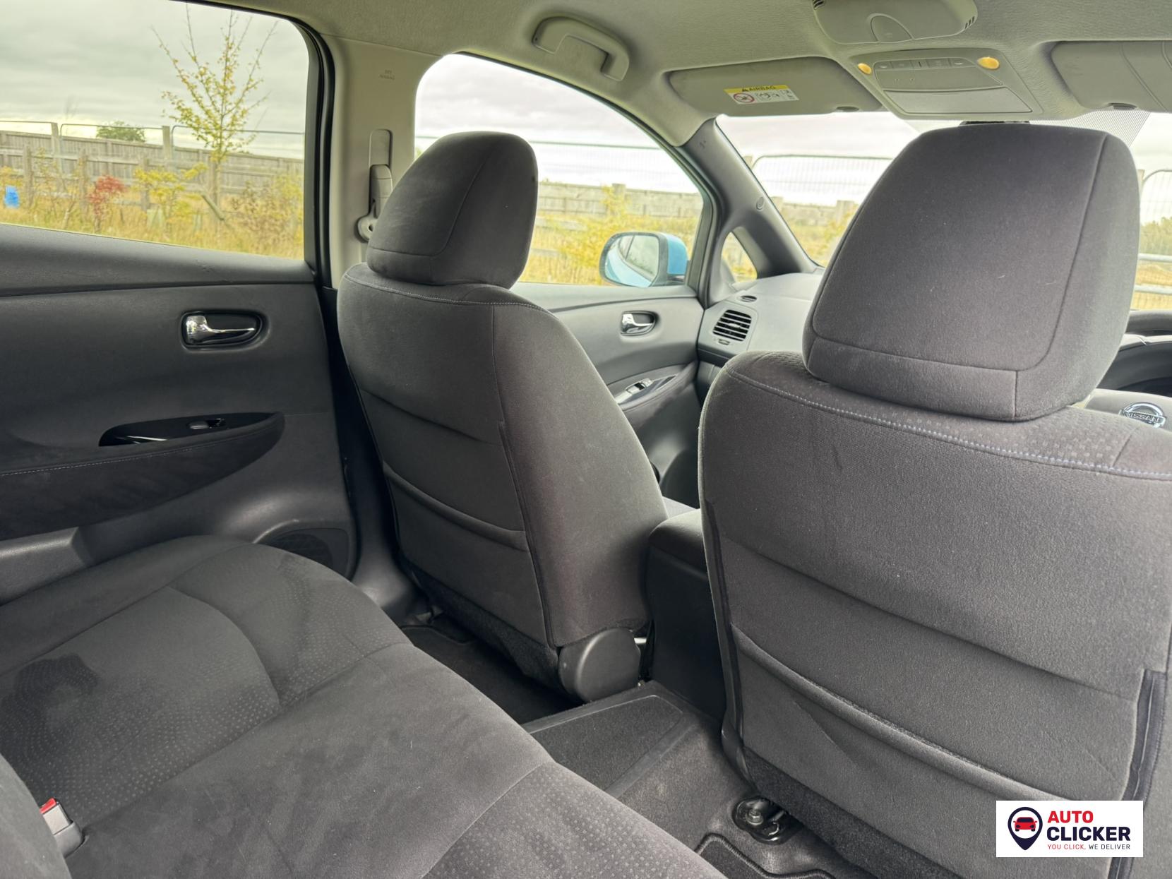 Nissan Leaf 24kWh Acenta Hatchback 5dr Electric Auto (107 bhp)