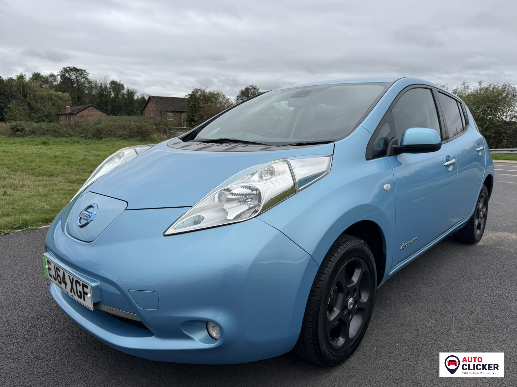 Nissan Leaf 24kWh Acenta Hatchback 5dr Electric Auto (107 bhp)