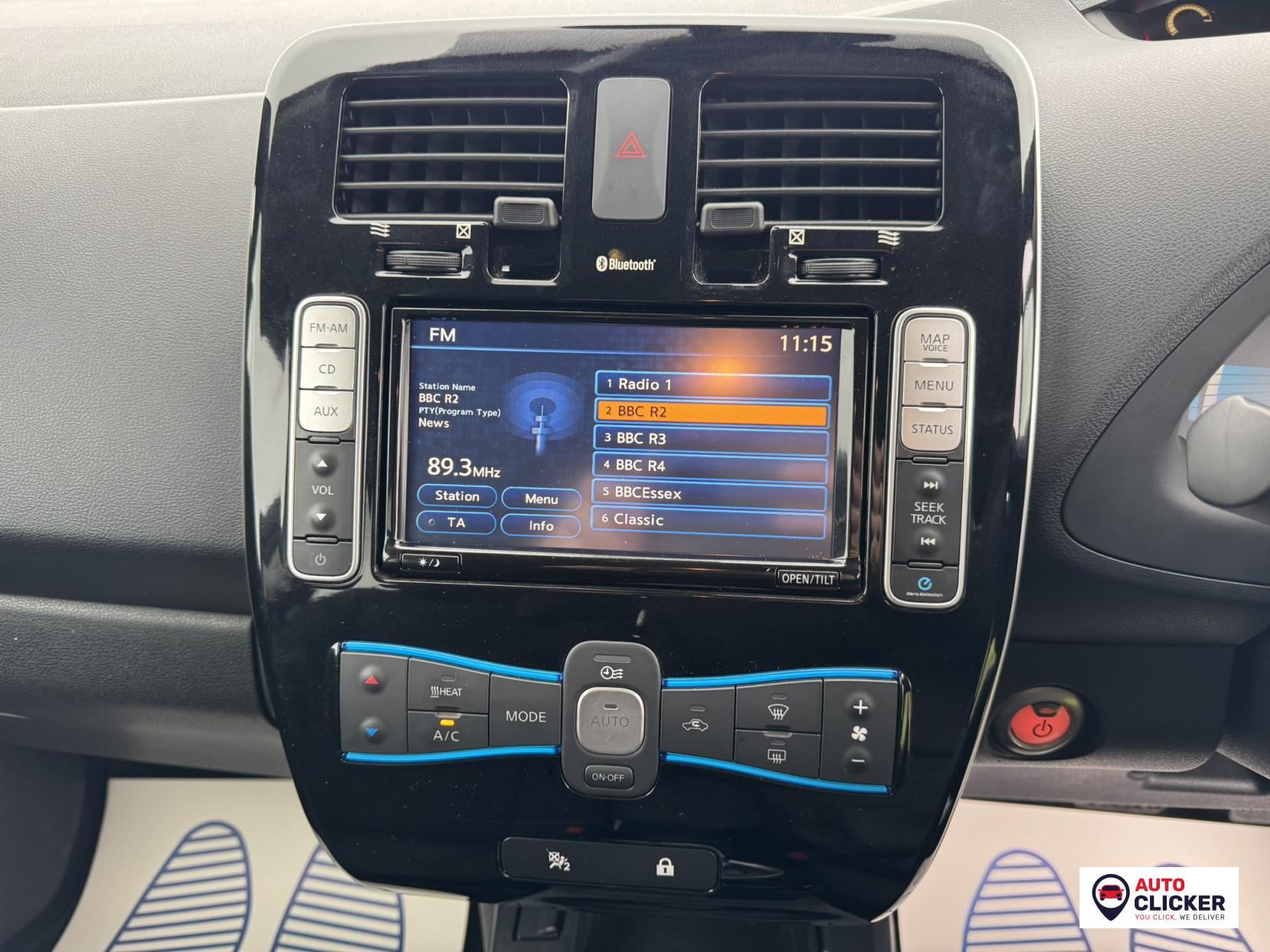 Nissan Leaf 24kWh Acenta Hatchback 5dr Electric Auto (107 bhp)