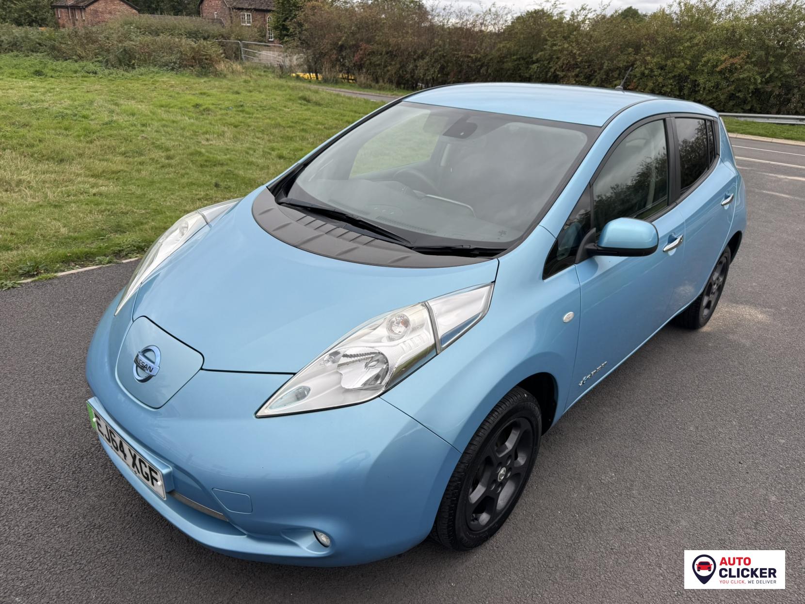 Nissan Leaf 24kWh Acenta Hatchback 5dr Electric Auto (107 bhp)