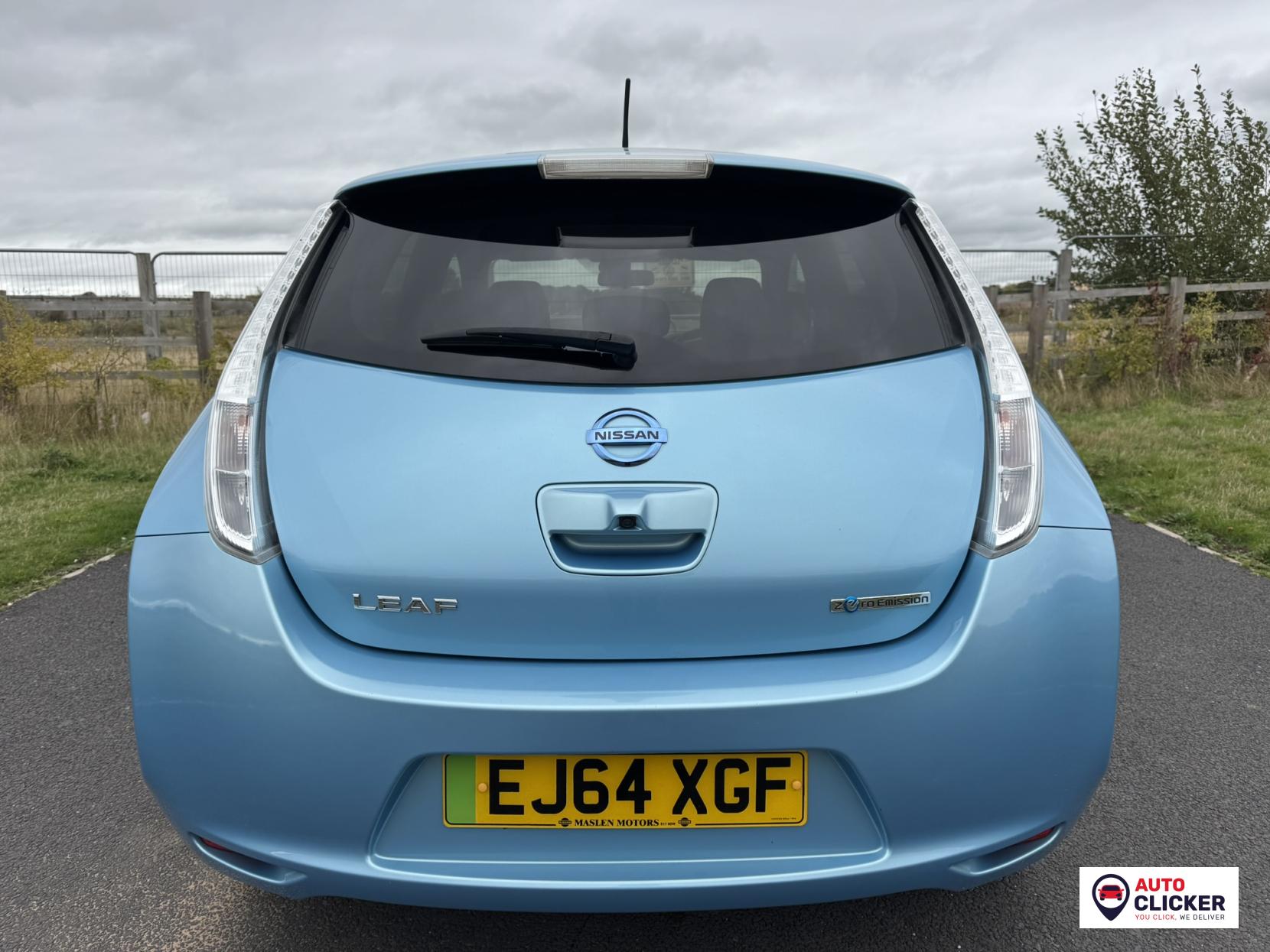 Nissan Leaf 24kWh Acenta Hatchback 5dr Electric Auto (107 bhp)