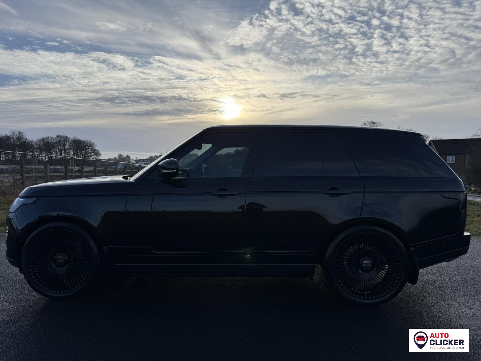 Land Rover Range Rover 4.4 SD V8 Autobiography SUV 5dr Diesel Auto 4WD Euro 6 (s/s) (339 ps)