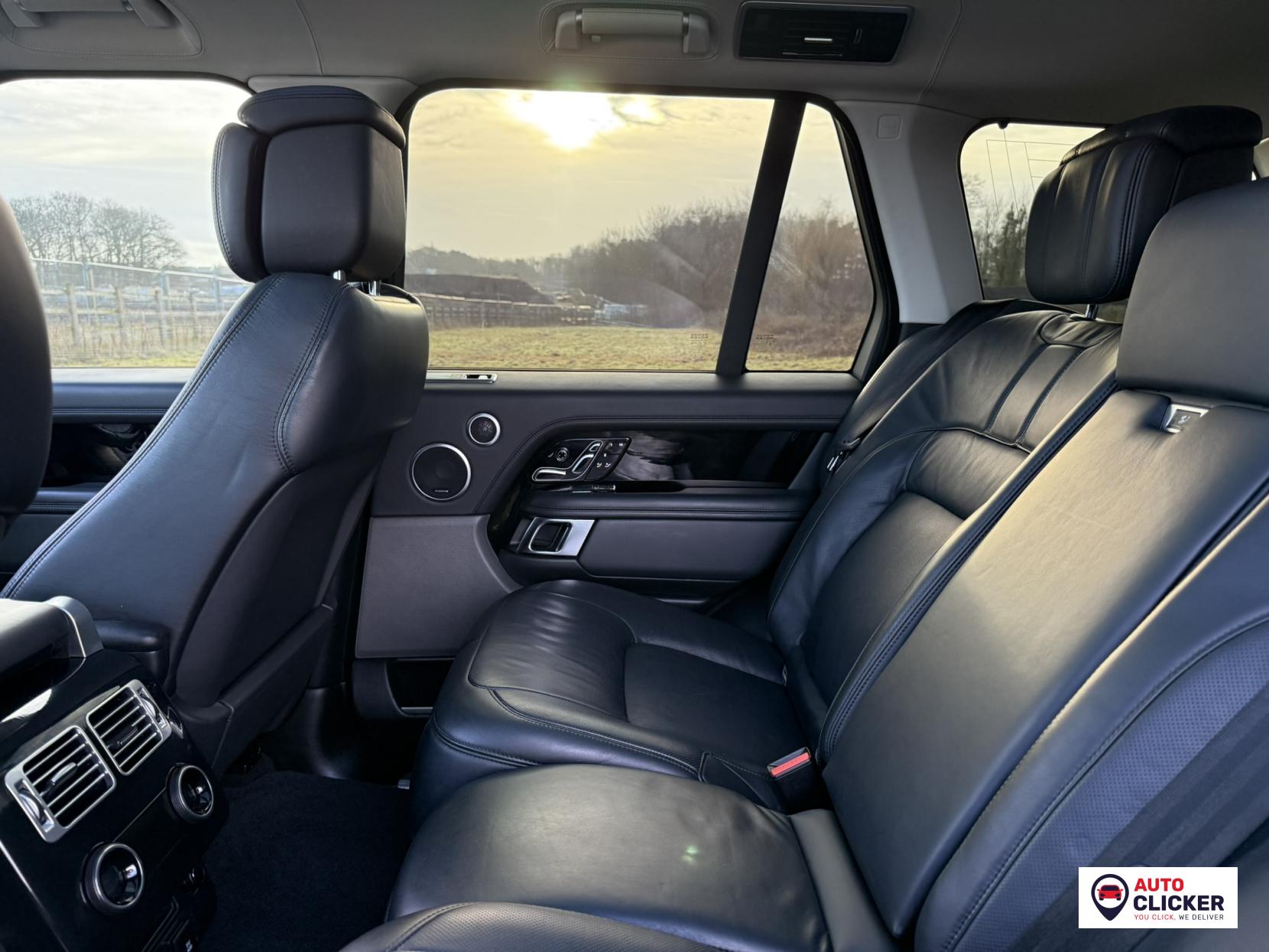 Land Rover Range Rover 4.4 SD V8 Autobiography SUV 5dr Diesel Auto 4WD Euro 6 (s/s) (339 ps)