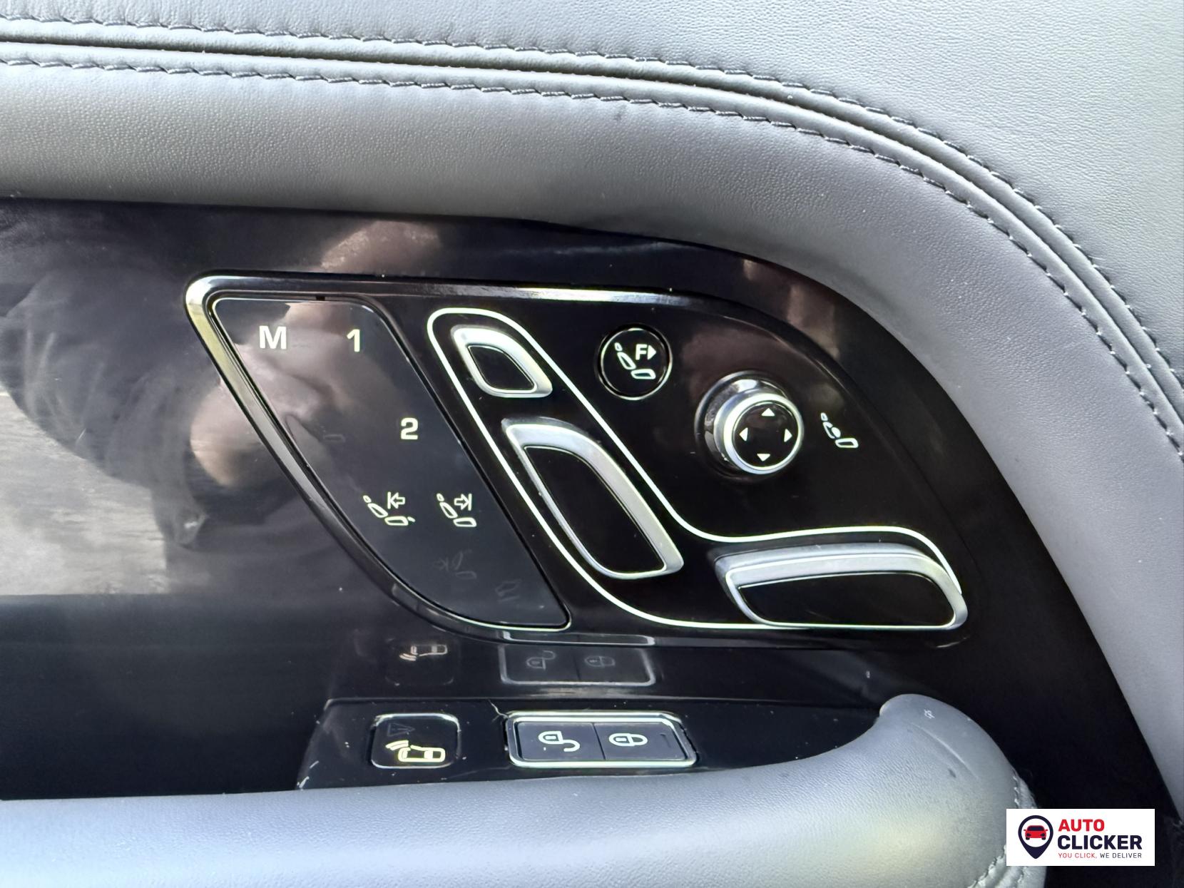 Land Rover Range Rover 4.4 SD V8 Autobiography SUV 5dr Diesel Auto 4WD Euro 6 (s/s) (339 ps)