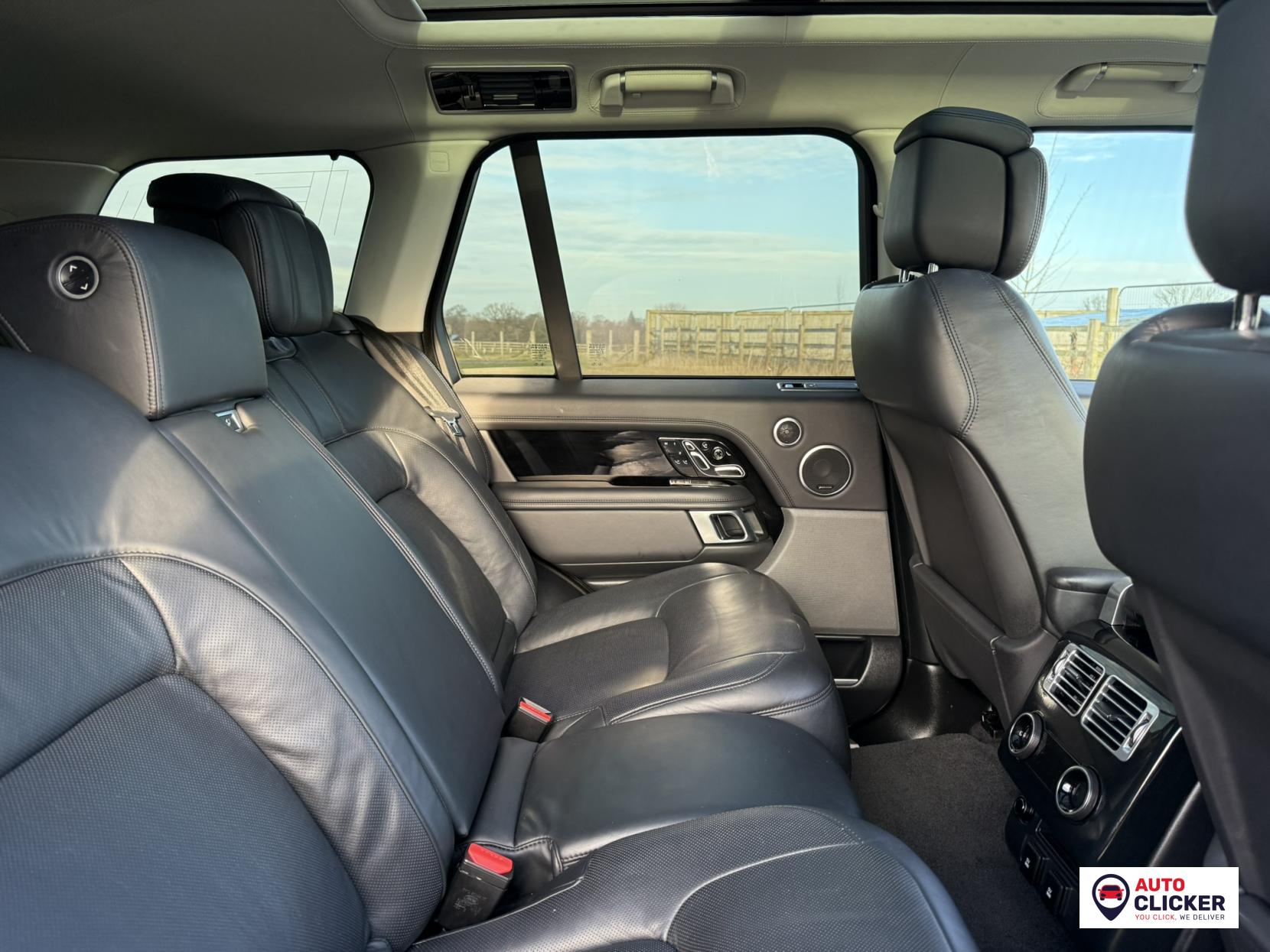 Land Rover Range Rover 4.4 SD V8 Autobiography SUV 5dr Diesel Auto 4WD Euro 6 (s/s) (339 ps)