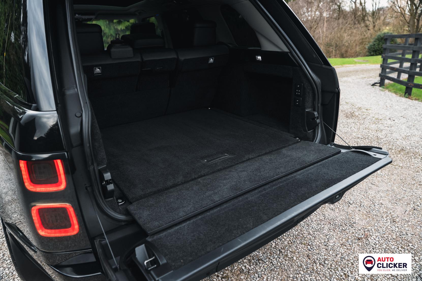 Land Rover Range Rover 4.4 SD V8 Autobiography SUV 5dr Diesel Auto 4WD Euro 6 (s/s) (339 ps)