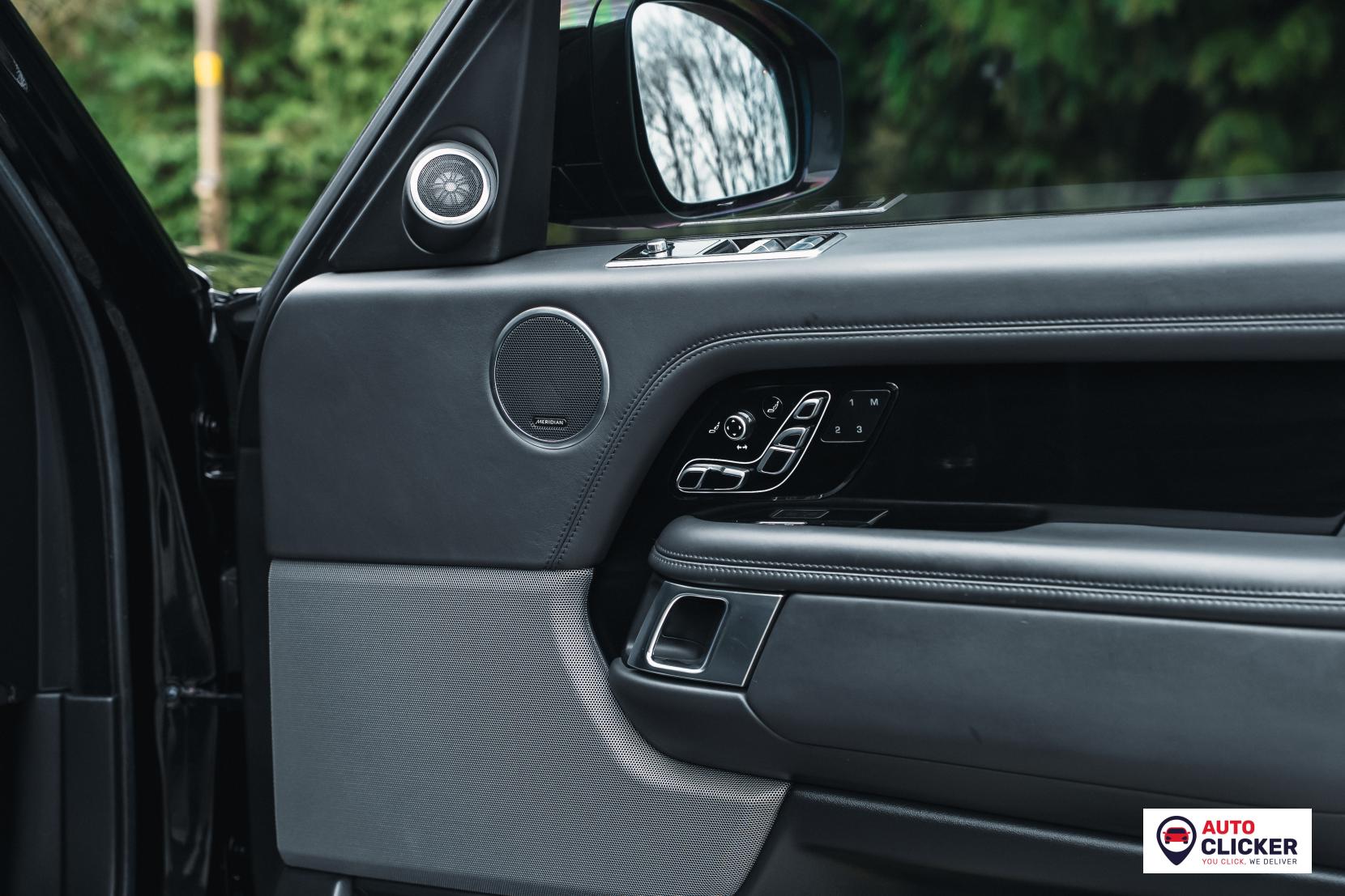 Land Rover Range Rover 4.4 SD V8 Autobiography SUV 5dr Diesel Auto 4WD Euro 6 (s/s) (339 ps)