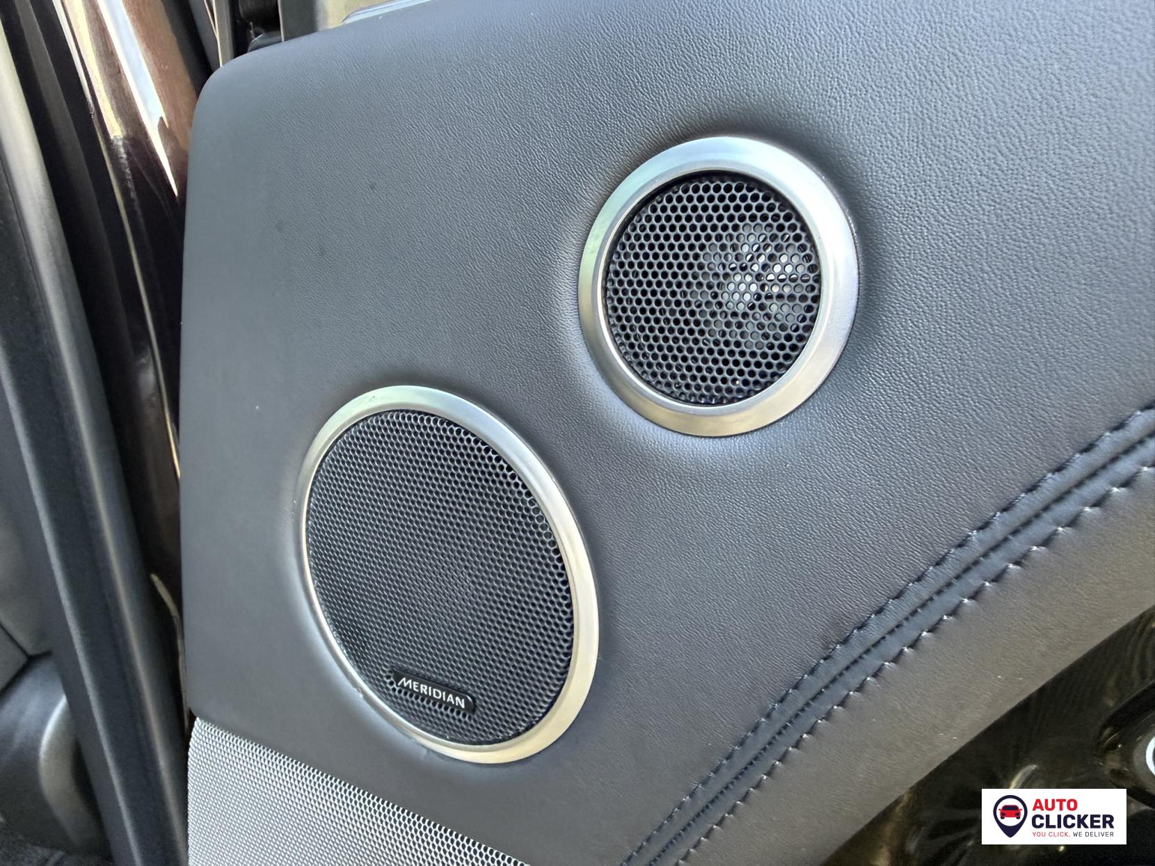 Land Rover Range Rover 4.4 SD V8 Autobiography SUV 5dr Diesel Auto 4WD Euro 6 (s/s) (339 ps)