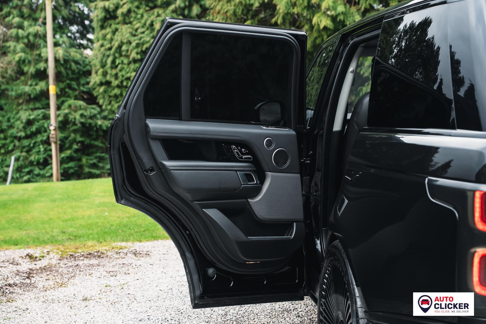 Land Rover Range Rover 4.4 SD V8 Autobiography SUV 5dr Diesel Auto 4WD Euro 6 (s/s) (339 ps)