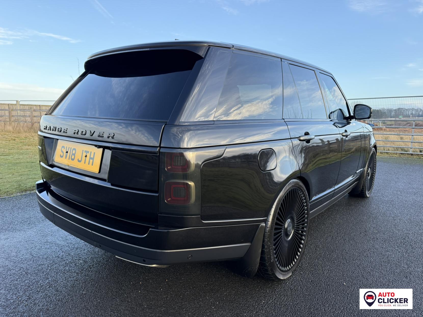 Land Rover Range Rover 4.4 SD V8 Autobiography SUV 5dr Diesel Auto 4WD Euro 6 (s/s) (339 ps)