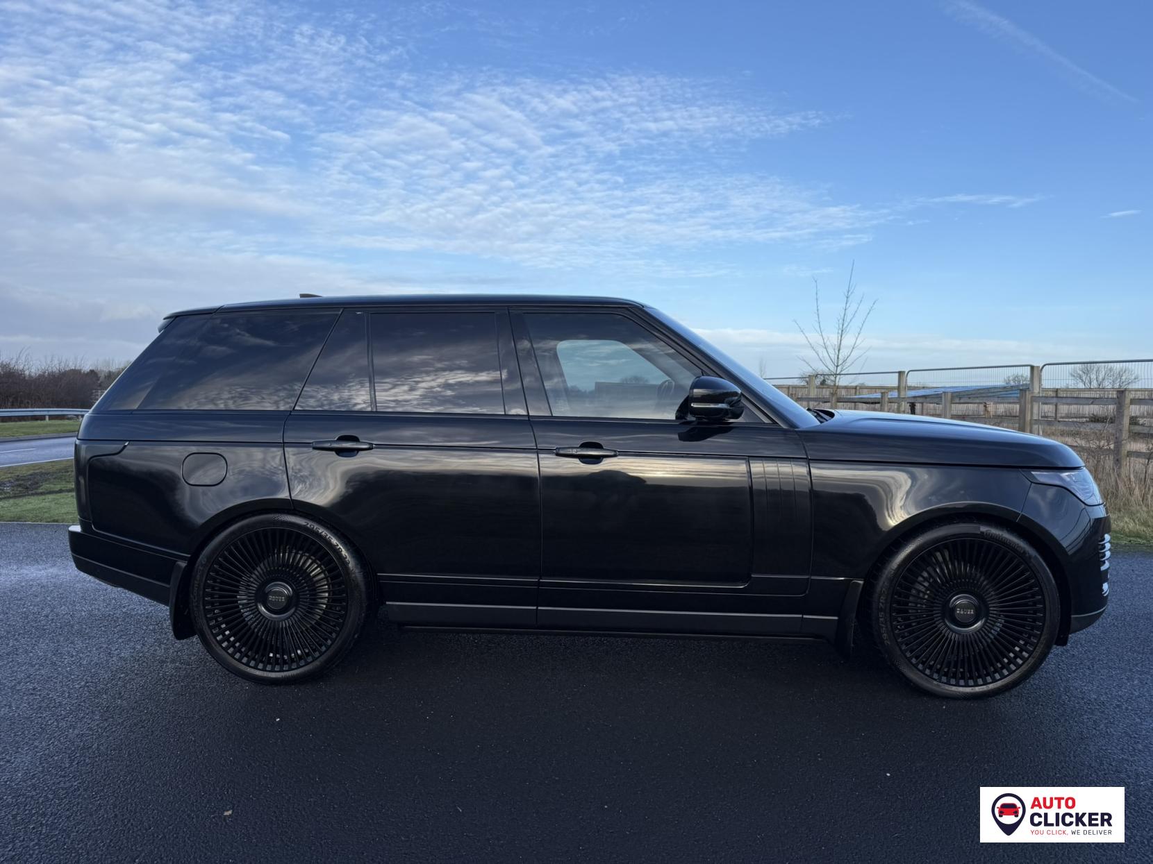 Land Rover Range Rover 4.4 SD V8 Autobiography SUV 5dr Diesel Auto 4WD Euro 6 (s/s) (339 ps)