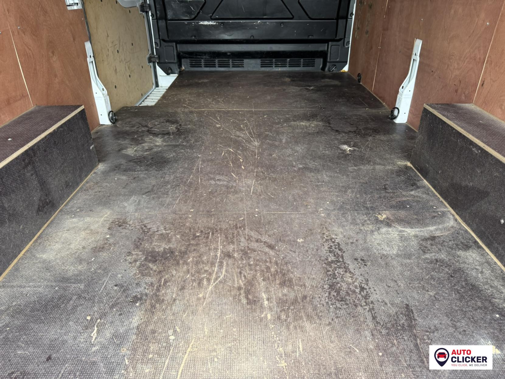 Ford Transit 2.0 350 EcoBlue Leader Panel Van 5dr Diesel Manual RWD L3 H2 Euro 6 (s/s) (130 ps)