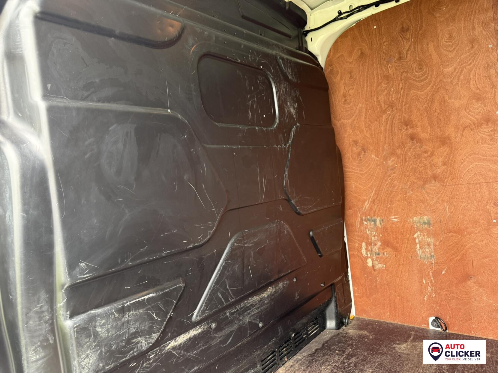 Ford Transit 2.0 350 EcoBlue Leader Panel Van 5dr Diesel Manual RWD L3 H2 Euro 6 (s/s) (130 ps)