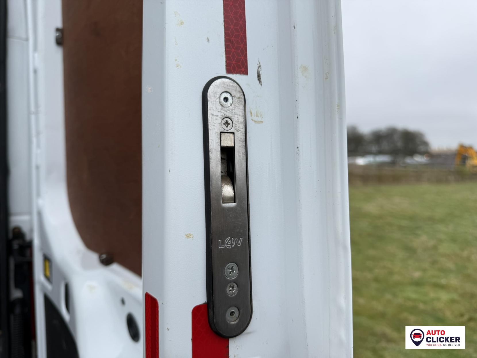 Ford Transit 2.0 350 EcoBlue Leader Panel Van 5dr Diesel Manual RWD L3 H2 Euro 6 (s/s) (130 ps)