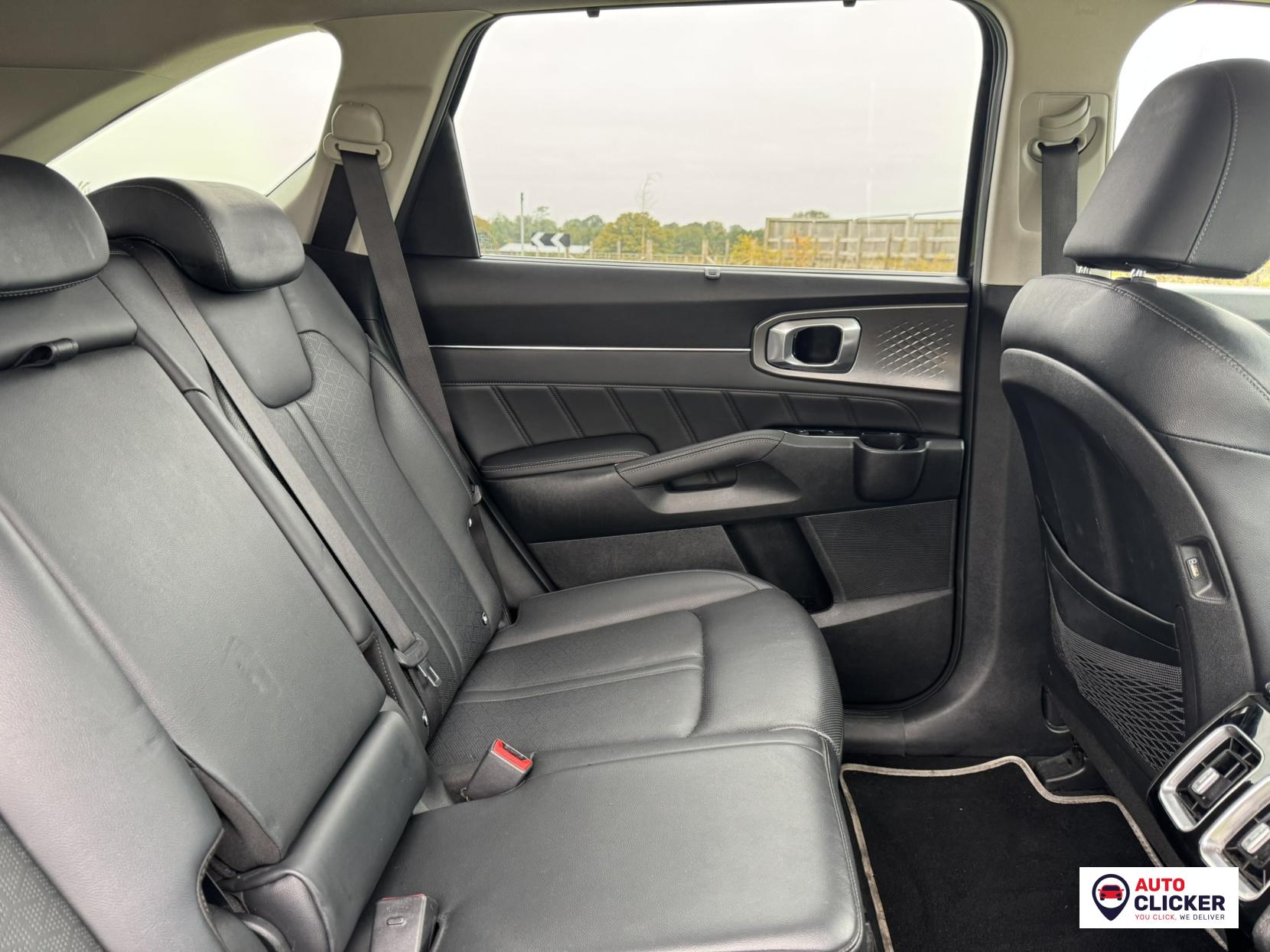 Kia Sorento 2.2 CRDi 3 SUV 5dr Diesel DCT AWD Euro 6 (s/s) (199 bhp)