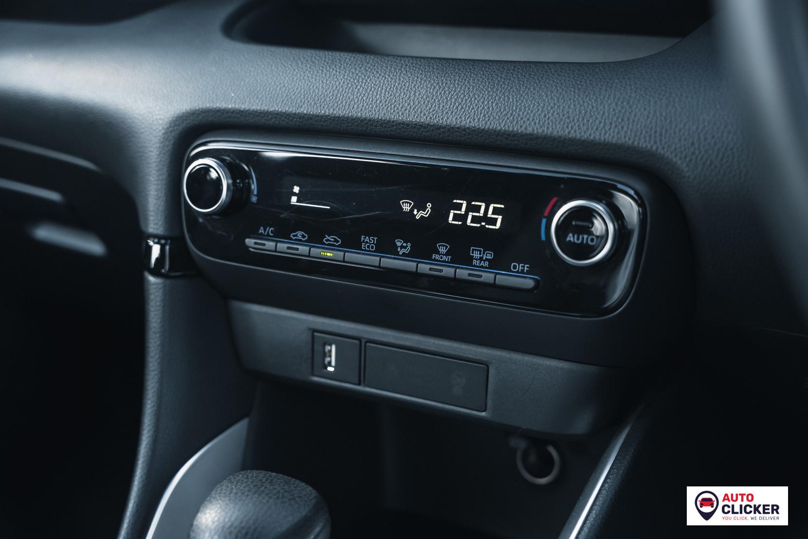 Toyota Yaris 1.5 VVT-h Icon Hatchback 5dr Petrol Hybrid E-CVT Euro 6 (s/s) (116 ps)