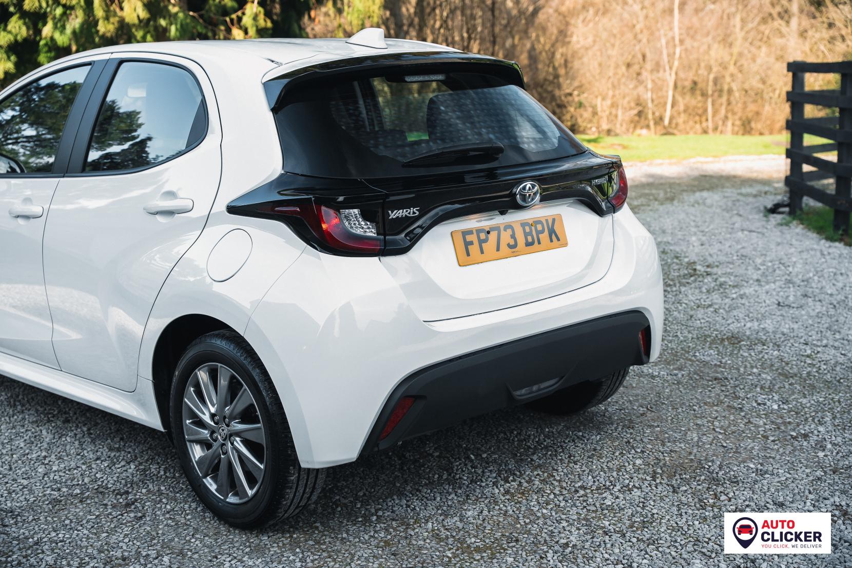 Toyota Yaris 1.5 VVT-h Icon Hatchback 5dr Petrol Hybrid E-CVT Euro 6 (s/s) (116 ps)