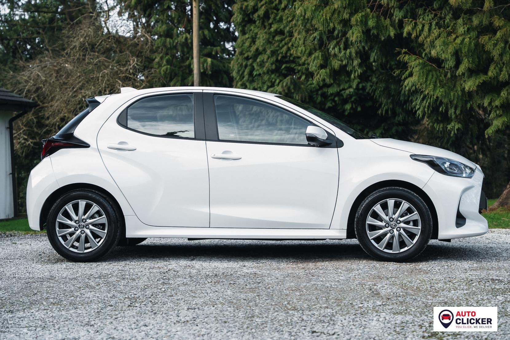 Toyota Yaris 1.5 VVT-h Icon Hatchback 5dr Petrol Hybrid E-CVT Euro 6 (s/s) (116 ps)