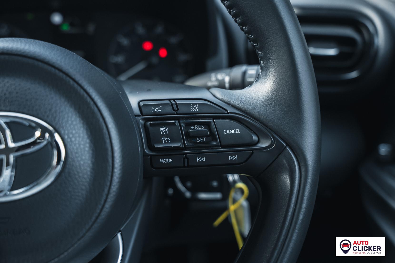 Toyota Yaris 1.5 VVT-h Icon Hatchback 5dr Petrol Hybrid E-CVT Euro 6 (s/s) (116 ps)