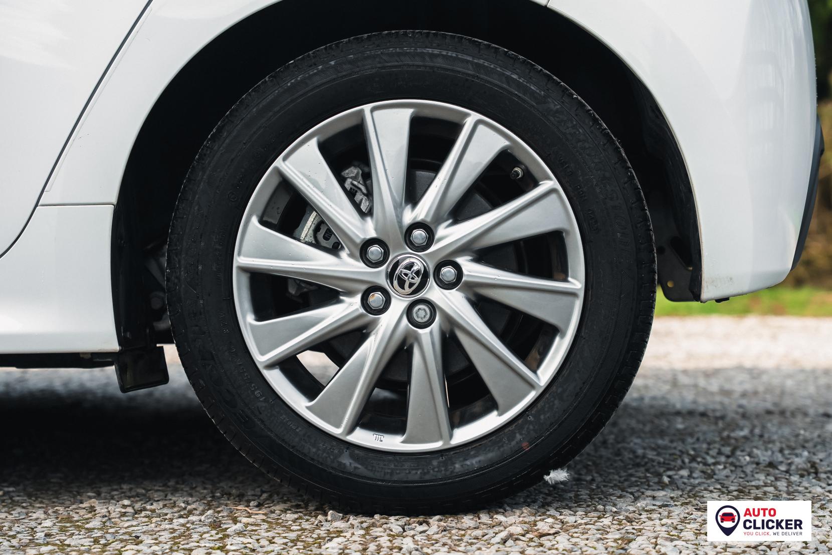 Toyota Yaris 1.5 VVT-h Icon Hatchback 5dr Petrol Hybrid E-CVT Euro 6 (s/s) (116 ps)