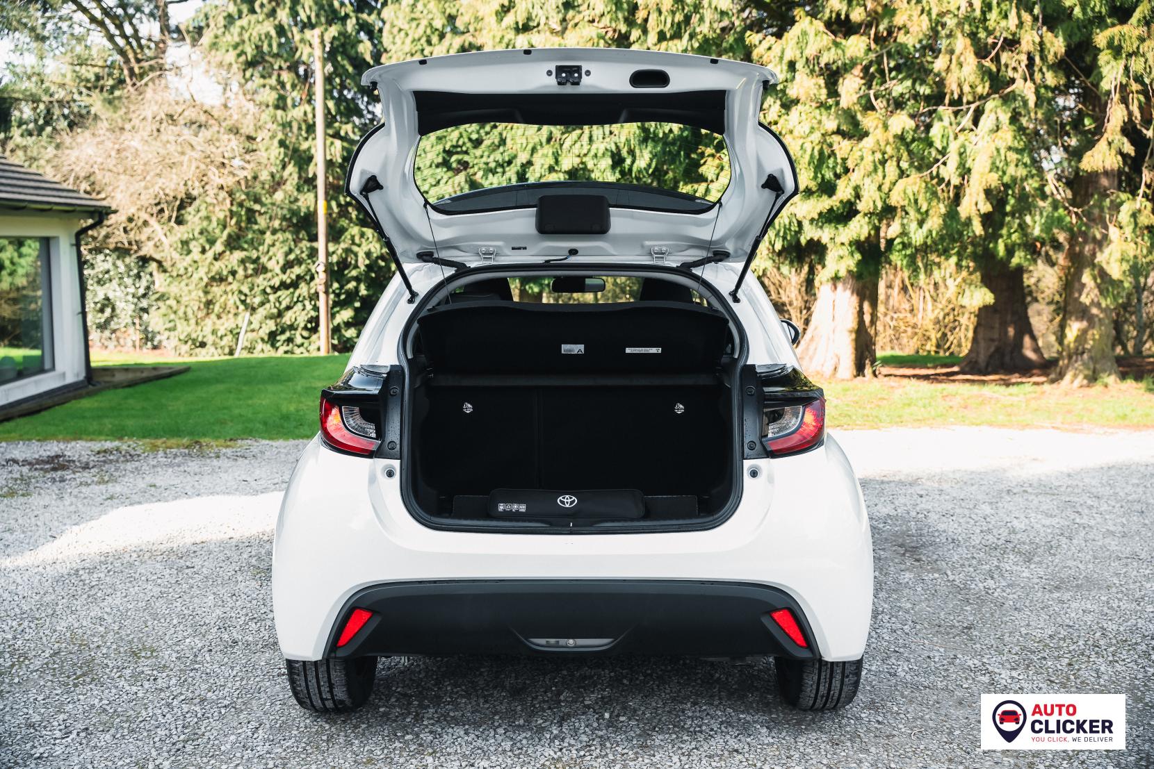 Toyota Yaris 1.5 VVT-h Icon Hatchback 5dr Petrol Hybrid E-CVT Euro 6 (s/s) (116 ps)