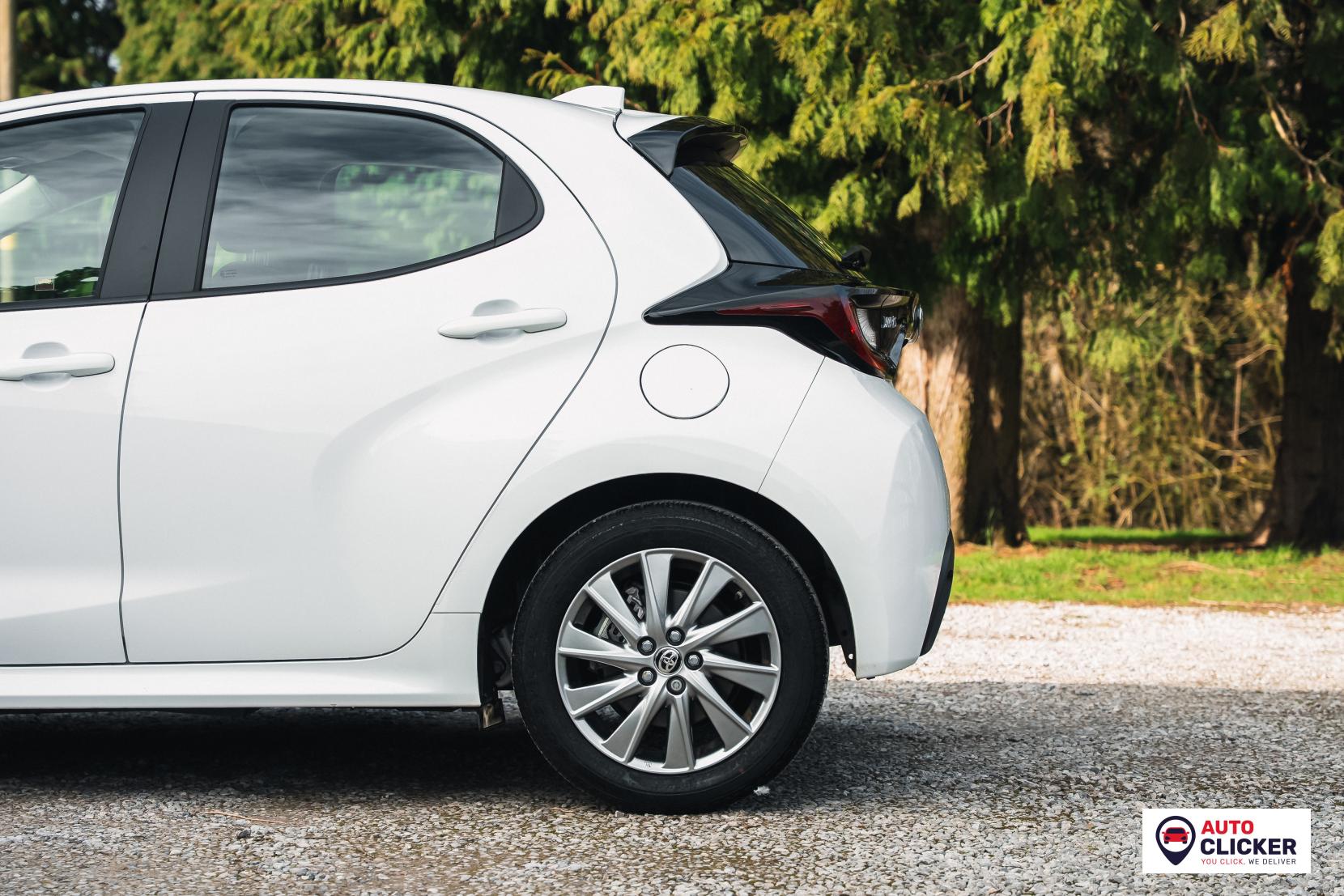 Toyota Yaris 1.5 VVT-h Icon Hatchback 5dr Petrol Hybrid E-CVT Euro 6 (s/s) (116 ps)