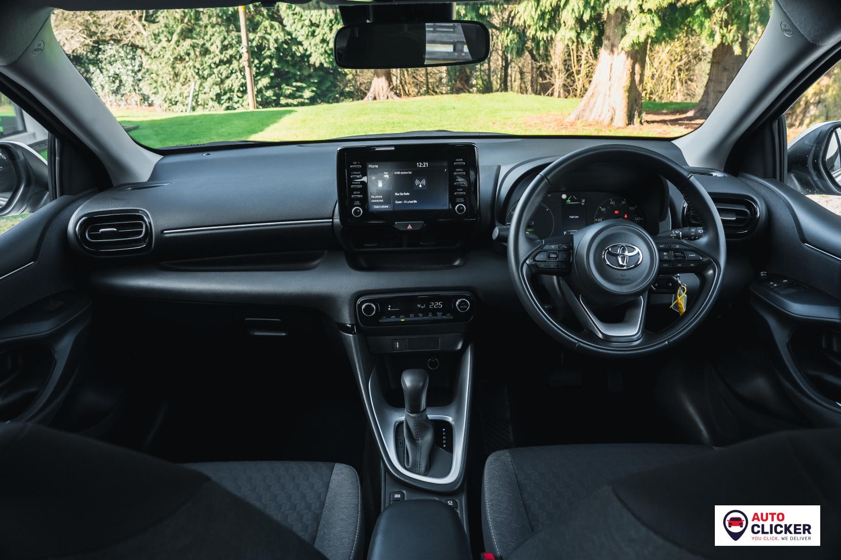 Toyota Yaris 1.5 VVT-h Icon Hatchback 5dr Petrol Hybrid E-CVT Euro 6 (s/s) (116 ps)