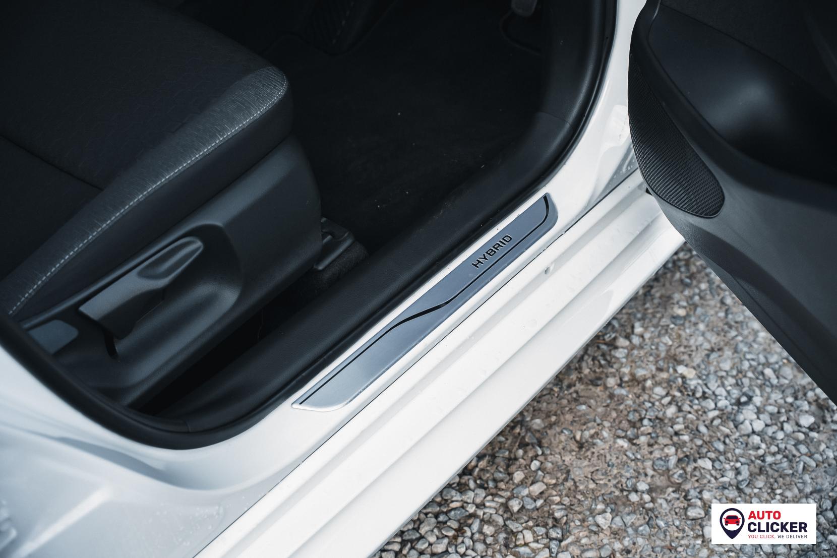 Toyota Yaris 1.5 VVT-h Icon Hatchback 5dr Petrol Hybrid E-CVT Euro 6 (s/s) (116 ps)