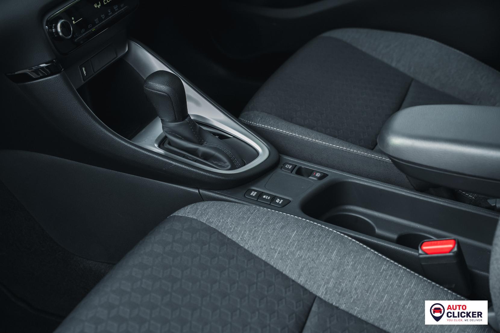 Toyota Yaris 1.5 VVT-h Icon Hatchback 5dr Petrol Hybrid E-CVT Euro 6 (s/s) (116 ps)