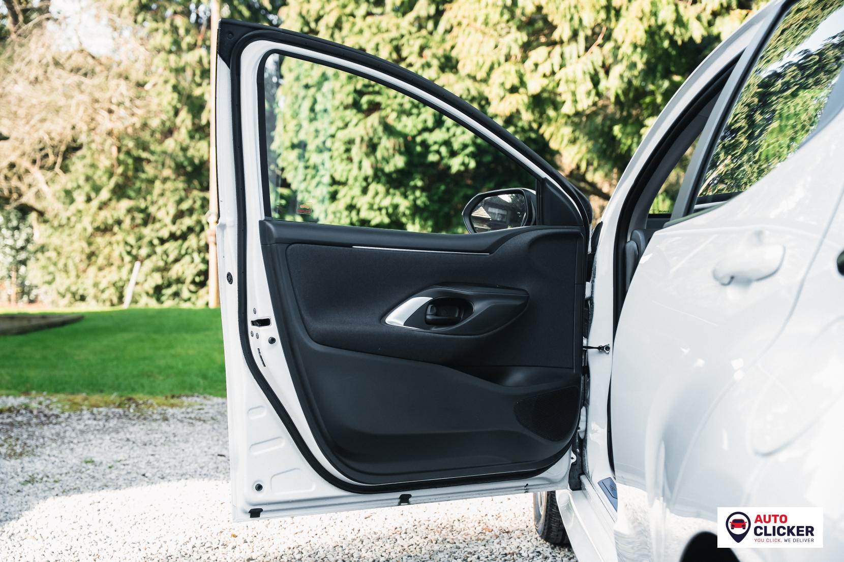 Toyota Yaris 1.5 VVT-h Icon Hatchback 5dr Petrol Hybrid E-CVT Euro 6 (s/s) (116 ps)