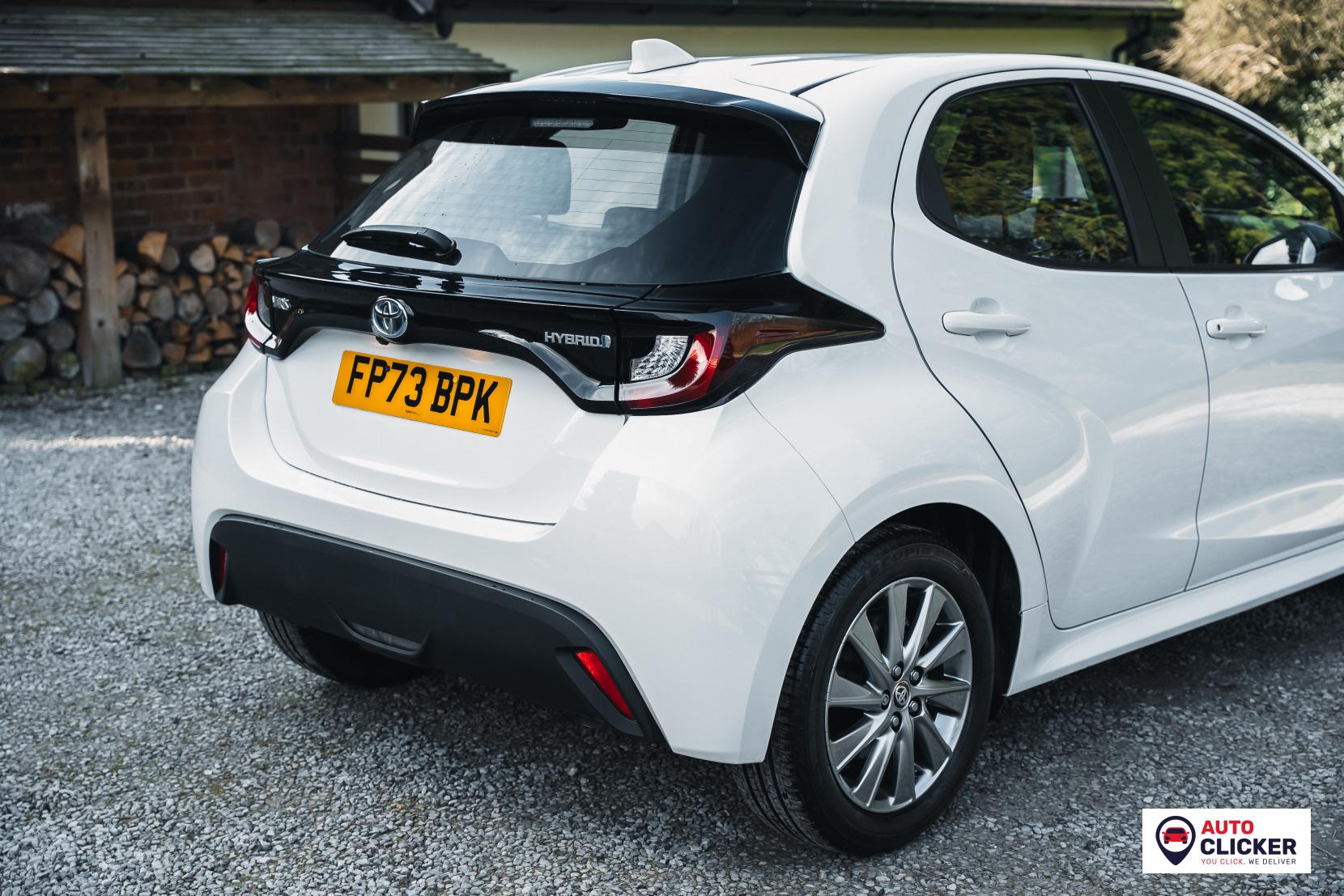 Toyota Yaris 1.5 VVT-h Icon Hatchback 5dr Petrol Hybrid E-CVT Euro 6 (s/s) (116 ps)