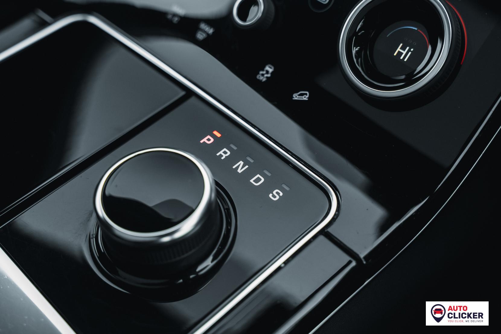 Land Rover Range Rover Velar 2.0 D180 R-Dynamic SE SUV 5dr Diesel Auto 4WD Euro 6 (s/s) (180 ps)