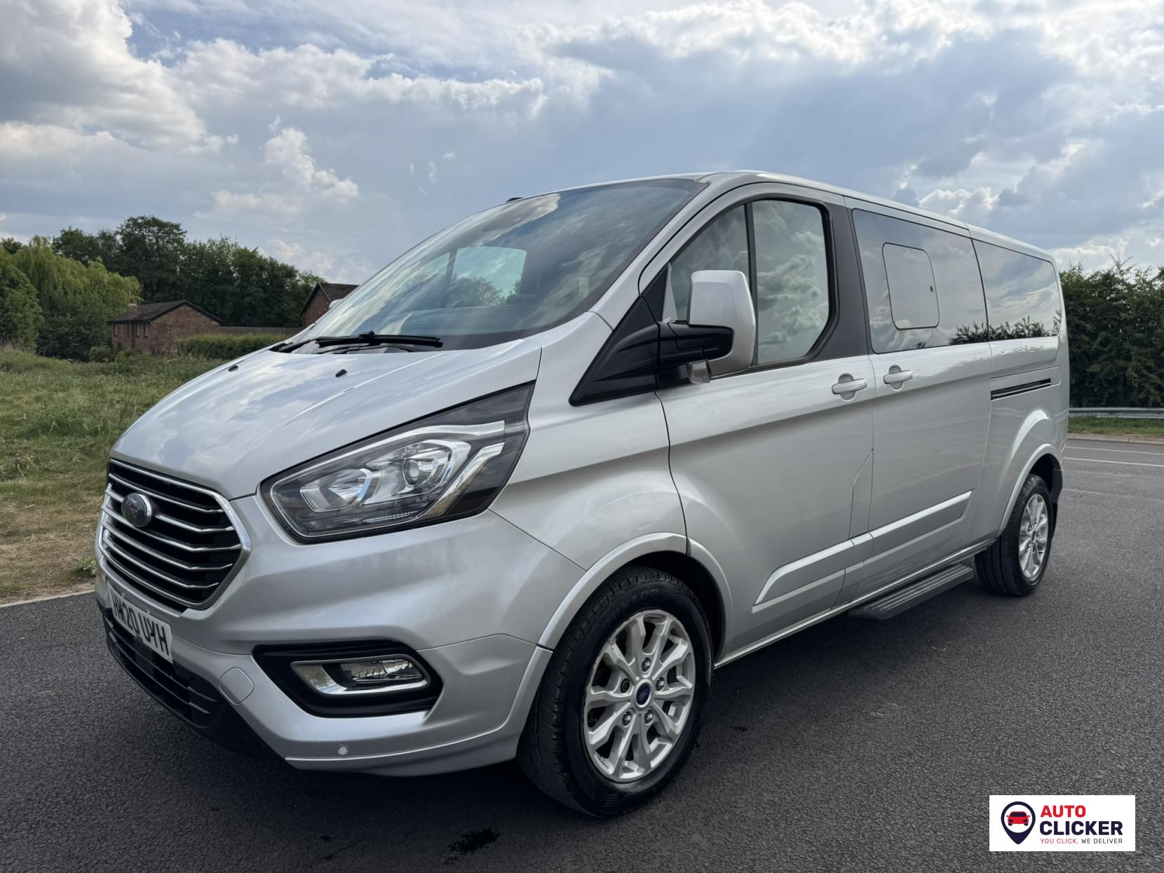 Ford Tourneo Custom 2.0 320 EcoBlue Titanium Minibus Double Cab 5dr Diesel Auto L2 Euro 6 (s/s) (130 ps)