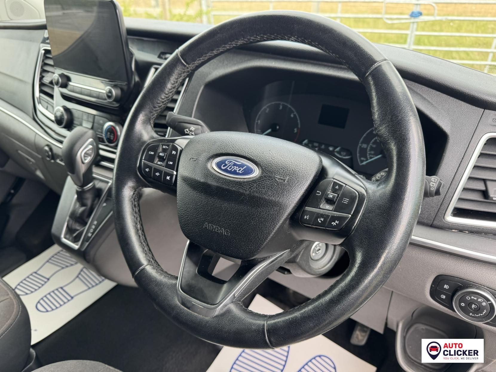 Ford Tourneo Custom 2.0 320 EcoBlue Titanium Minibus Double Cab 5dr Diesel Auto L2 Euro 6 (s/s) (130 ps)