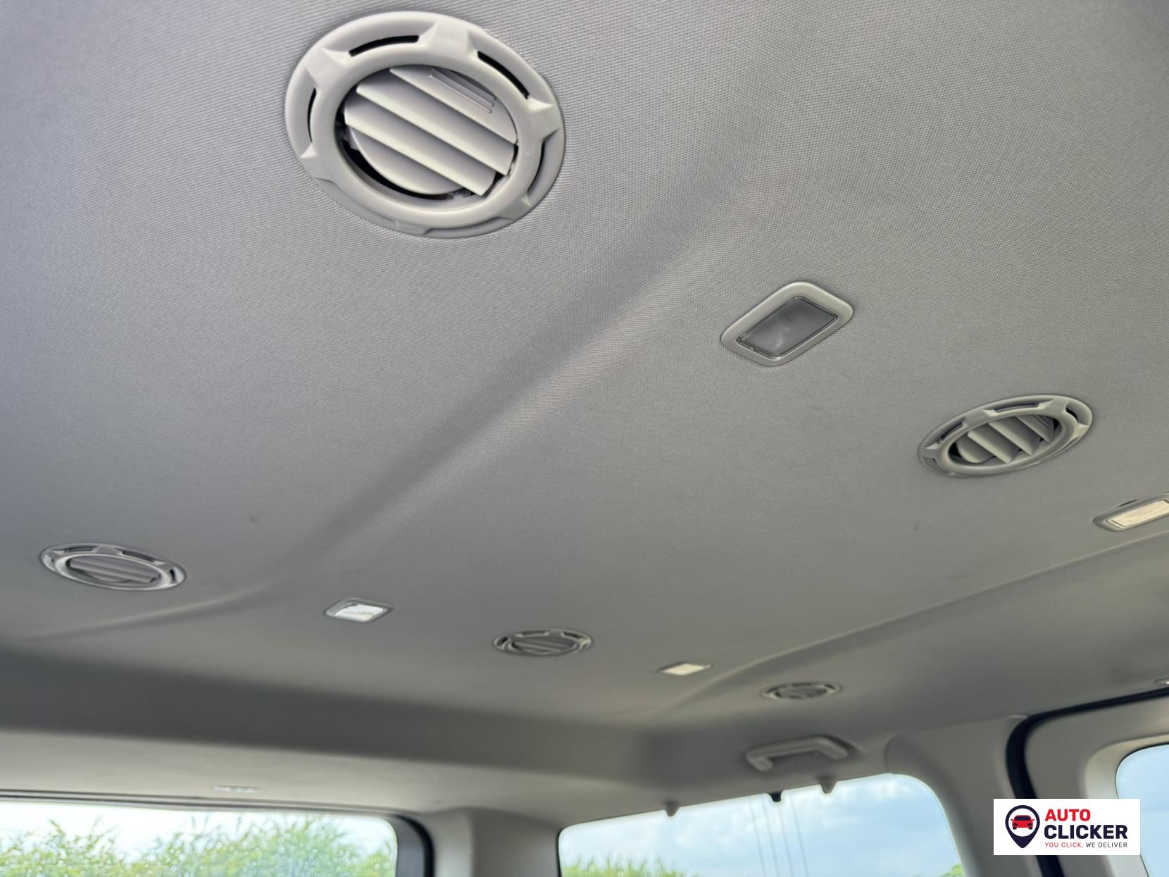 Ford Tourneo Custom 2.0 320 EcoBlue Titanium Minibus Double Cab 5dr Diesel Auto L2 Euro 6 (s/s) (130 ps)