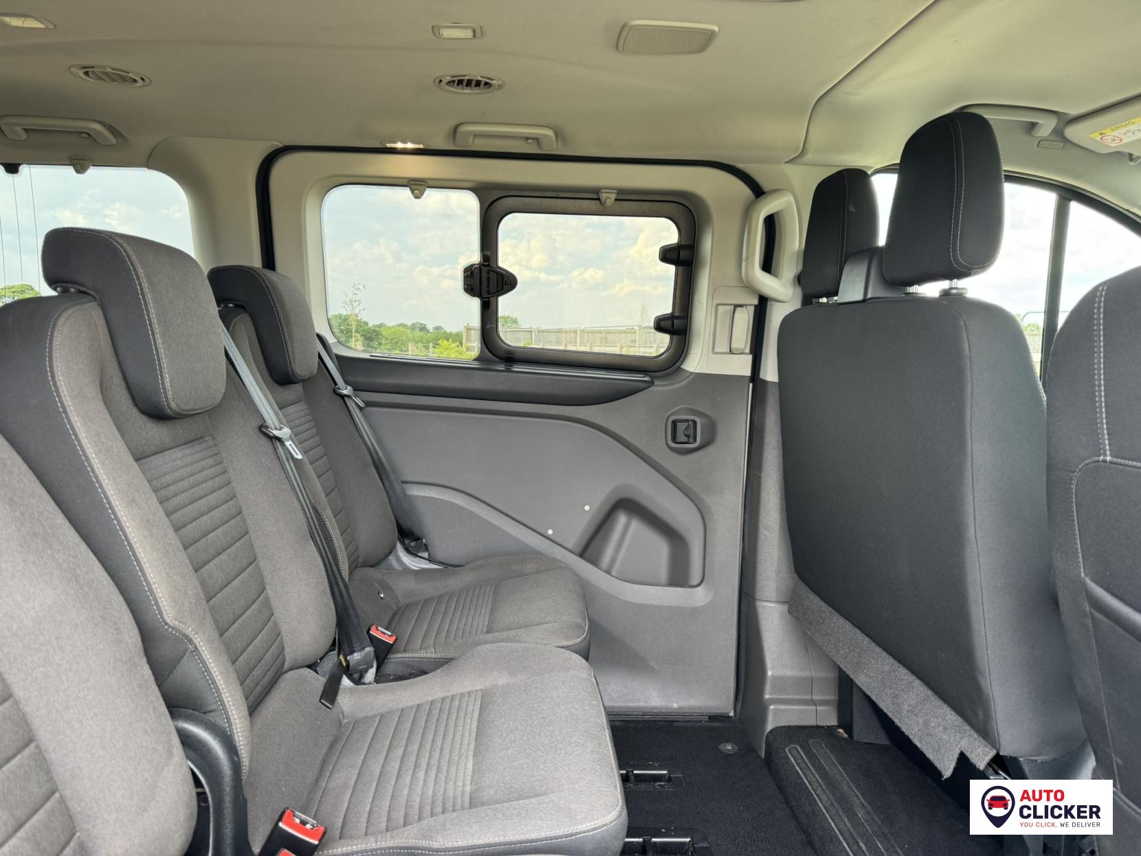 Ford Tourneo Custom 2.0 320 EcoBlue Titanium Minibus Double Cab 5dr Diesel Auto L2 Euro 6 (s/s) (130 ps)