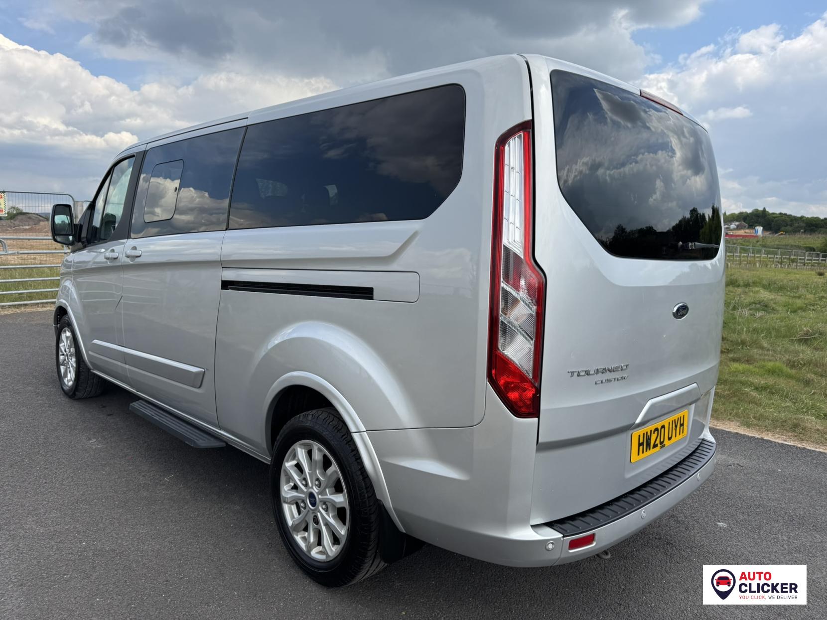 Ford Tourneo Custom 2.0 320 EcoBlue Titanium Minibus Double Cab 5dr Diesel Auto L2 Euro 6 (s/s) (130 ps)