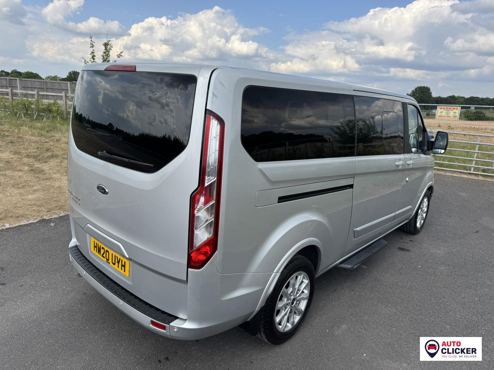 Ford Tourneo Custom 2.0 320 EcoBlue Titanium Minibus Double Cab 5dr Diesel Auto L2 Euro 6 (s/s) (130 ps)