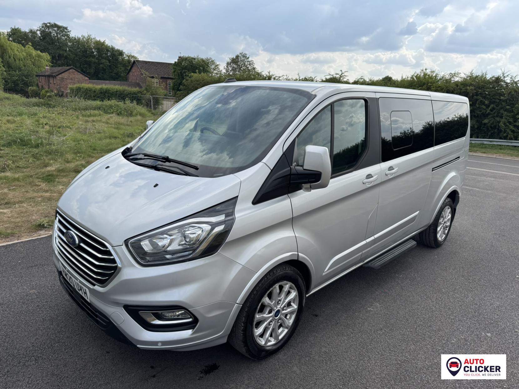 Ford Tourneo Custom 2.0 320 EcoBlue Titanium Minibus Double Cab 5dr Diesel Auto L2 Euro 6 (s/s) (130 ps)