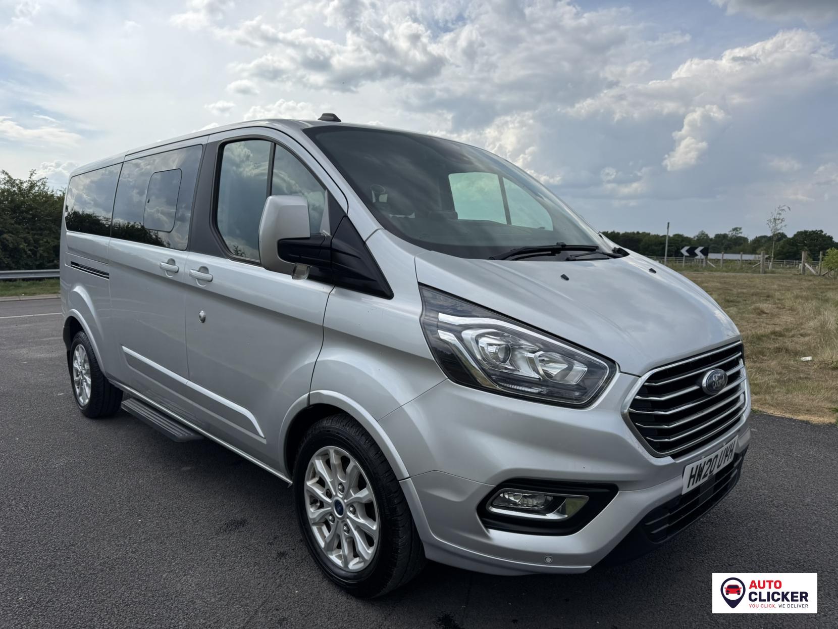 Ford Tourneo Custom 2.0 320 EcoBlue Titanium Minibus Double Cab 5dr Diesel Auto L2 Euro 6 (s/s) (130 ps)