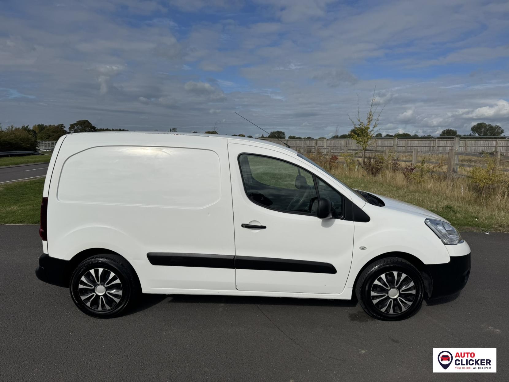 Citroen Berlingo 1.6 HDi 625 Enterprise Panel Van 5dr Diesel Manual L1 (Euro 5) (135 g/km, 75 bhp)