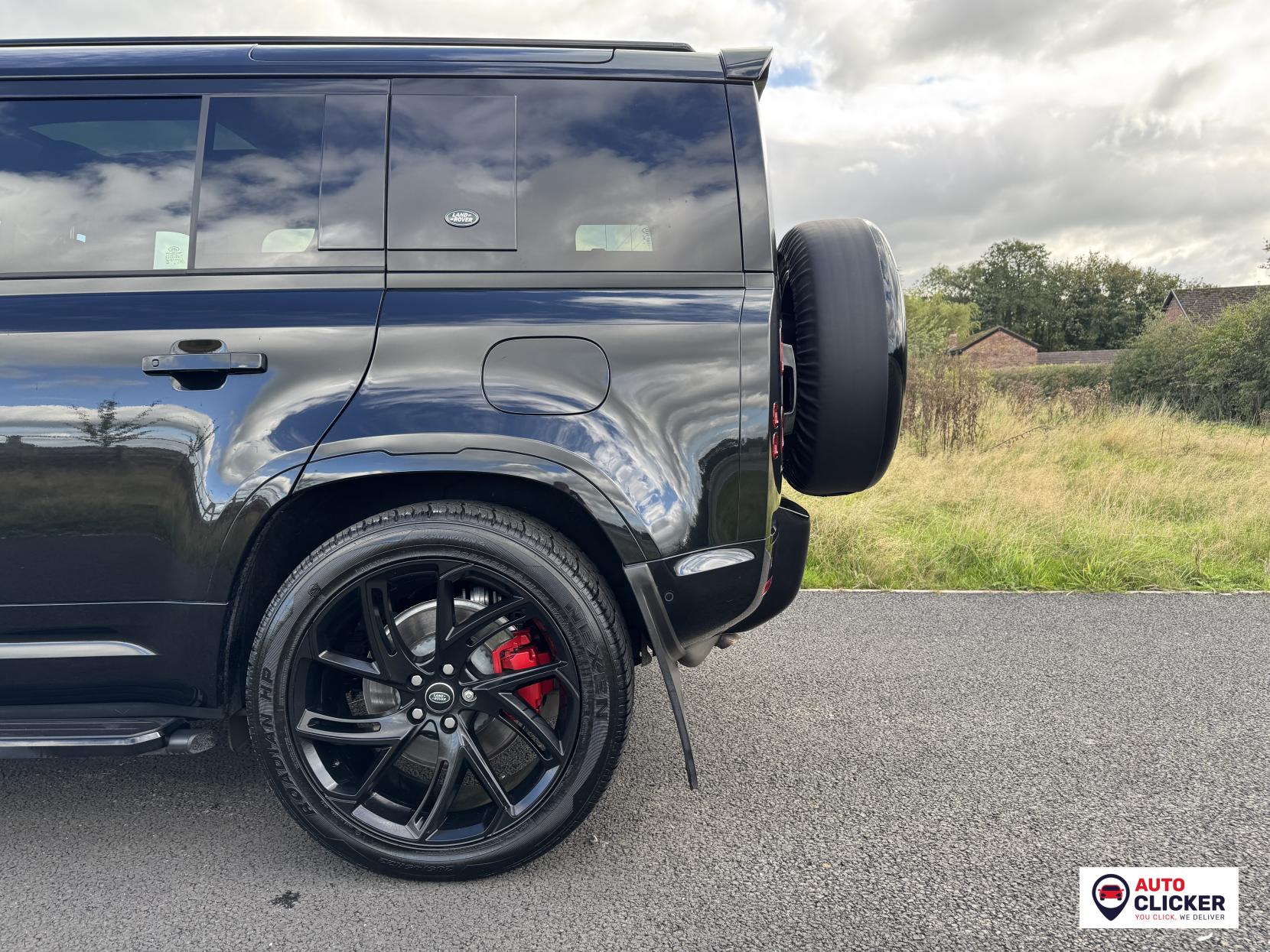 Land Rover Defender 110 2.0 P400e 15.4kWh XS Edition SUV 5dr Petrol Plug-in Hybrid Auto 4WD Euro 6 (s/s) (404 ps)