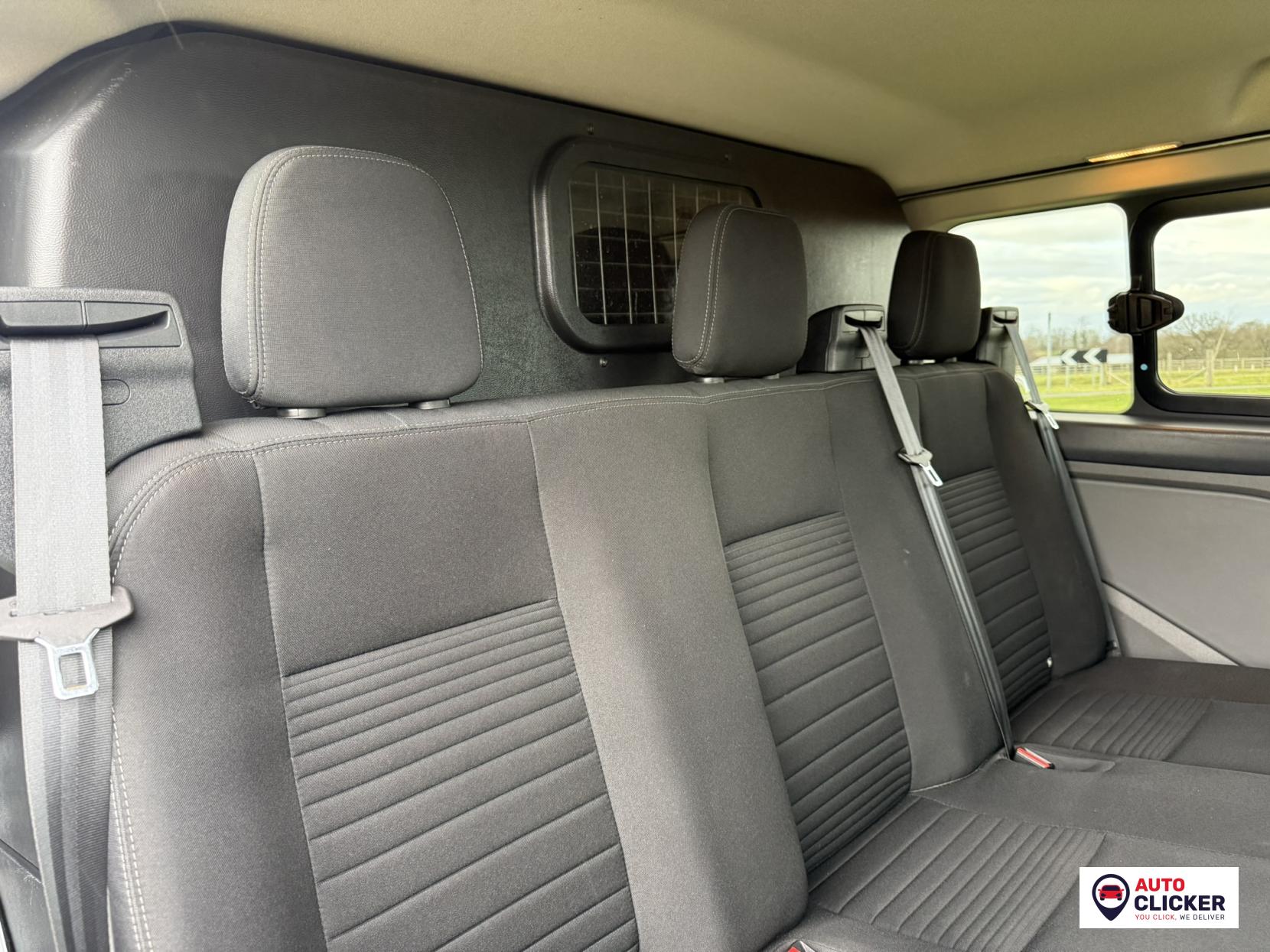 Ford Transit Custom 2.0 300 EcoBlue Limited Crew Van Double Cab 5dr Diesel Manual L2 H1 Euro 6 (s/s) (130 ps)