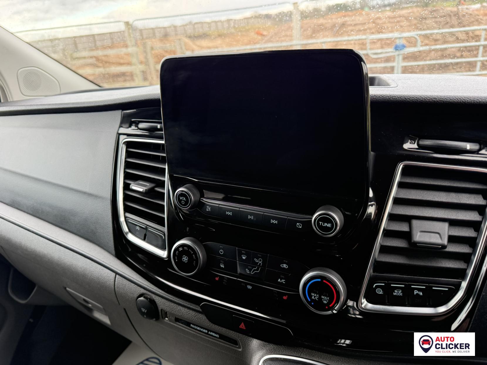 Ford Transit Custom 2.0 300 EcoBlue Limited Crew Van Double Cab 5dr Diesel Manual L2 H1 Euro 6 (s/s) (130 ps)