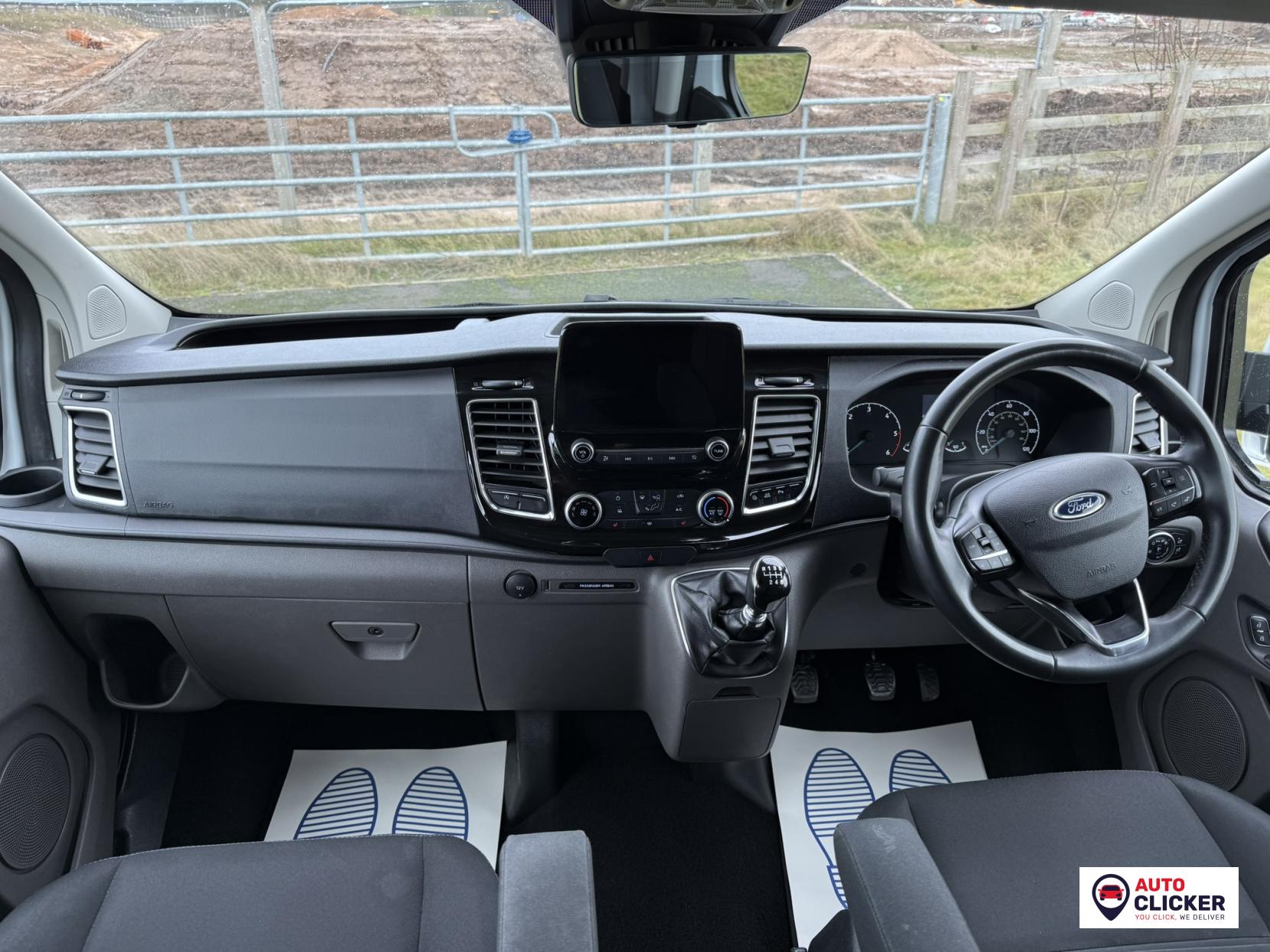 Ford Transit Custom 2.0 300 EcoBlue Limited Crew Van Double Cab 5dr Diesel Manual L2 H1 Euro 6 (s/s) (130 ps)